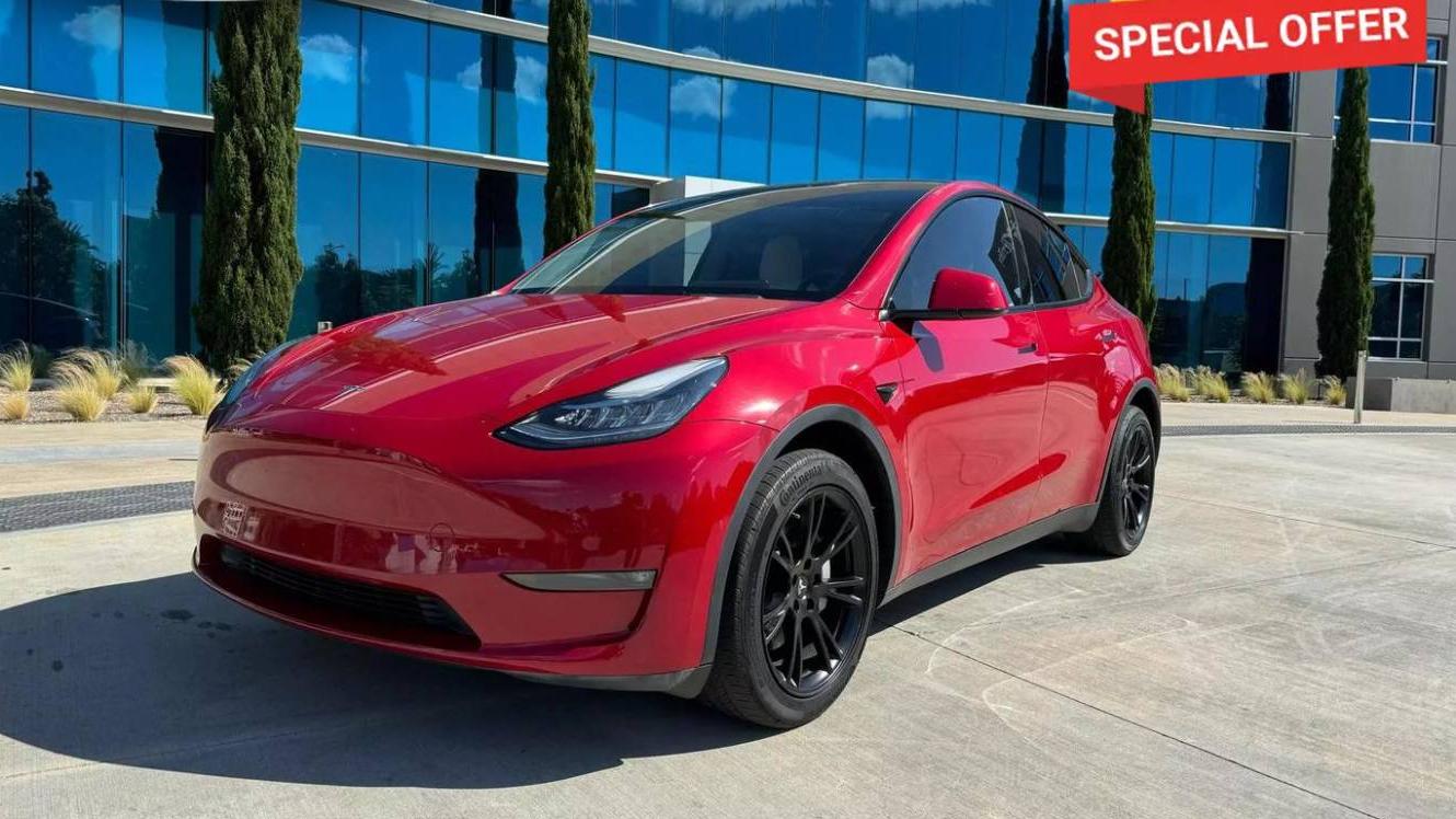 TESLA MODEL Y 2021 5YJYGDEE8MF293812 image